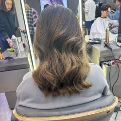 -藤野造型烫发染发