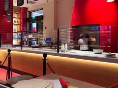 -城市大道红炉披萨烘焙坊