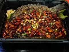 -鸣记脆皮烤鱼(铁西店)