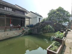 -丝绸小镇荻港古村