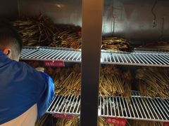 -拈签一笑黄牛肉辣卤串串