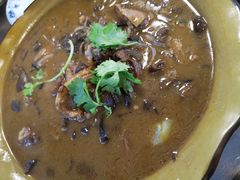 小鸡炖蘑菇-哈尔滨风味小吃东北菜(五角场店)