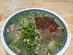 -老新隆牛肉锅贴(新街口店)