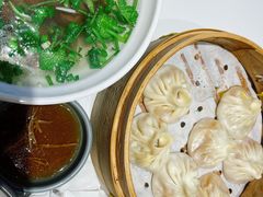 -馋三尺蟹粉小笼(人民广场店)