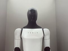 -TESLA 特斯拉(广州天环广场体验店)