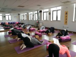 -爱尔乐美孕产瑜伽·普拉提