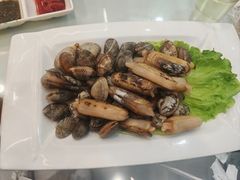 -龙香居海鲜浑锅家常菜·特色驴肉