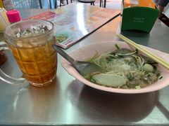 龙眼茶-榮泰米粉湯(Left Shop)