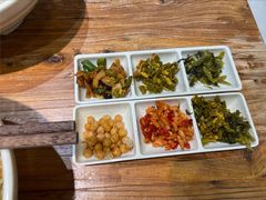 -湘人龙记老长沙米粉(鸟巢店)