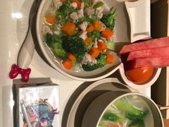 -云海肴·汽锅鸡·云南菜(天山百盛优客店)