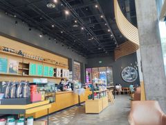 -星巴克臻选(成都环球乐天店)