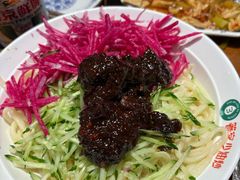 -老天桥酱肉烧饼夹肘子(天桥店)