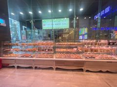 -巴黎贝甜(大宁国际商业广场店)