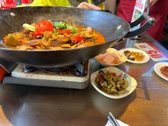 -富正毅三下锅·湘西韵味(天门山索道店)