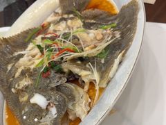 -鑫渔港海鲜本地菜·山海关浑锅(东戴河店)