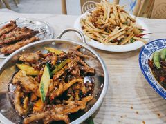 -江城燕子大排档(江汉路步行街店)