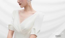 -Lady  Jane高端婚纱礼服馆