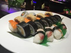 -西藏饭店·亚克·食光自助餐厅(文殊院店)