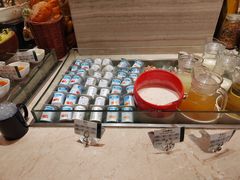 -上海虹桥君丽假日酒店(娄山关路地铁站店)