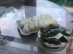 -周大娘牛乳(旧寨古村总店)