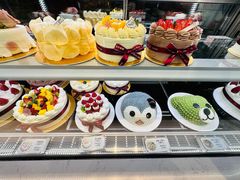 -花花卷卷·鲜食蛋糕(静安久光百货店)