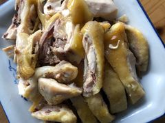 白斩鸡-大树下饭店(春晓镇慈岙社区卫生服务站南)