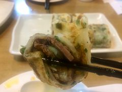 葱饼卷牛肉-台北楚楚园馅饼粥(虹桥南丰城店)