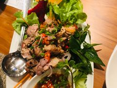 -Chom Cafe and Restaurant
