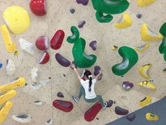 -ROCKPLUS攀岩馆(环宇城店)