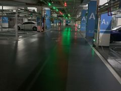 -龙湖虹桥天街-停车场