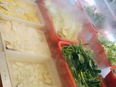 -罗二娘·鲜切牛自助火锅(罗湖东门步行街店)