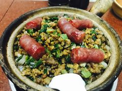 招牌鹅乸煲仔饭-阳江河堤老牌曾记美食