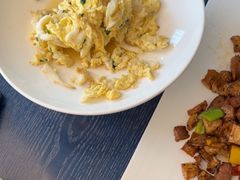 -小渔莊•地道胶东菜(旅游路万象省博物馆店)