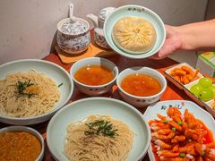 -裕兴记•蟹黄面馆(人民广场店)