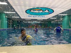 -Swim斯卫姆国际儿童游泳中心(红博中央公园店)