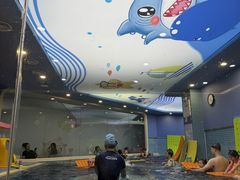 -龙格亲子游泳•水育早教运动中心
