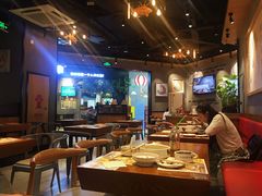 大堂-渝是乎川渝小炒(新世界百货望京店)