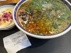 -云阿蛮云南生烫牛肉米线(奉贤路店)