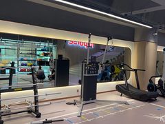 -英派斯健身旗舰店(海信国际中心馆)