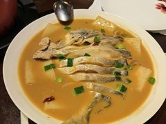 家烧鲳鱼-杭州西子湖四季酒店·金沙厅