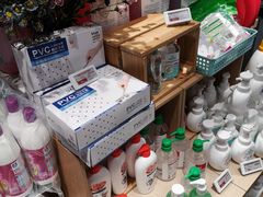 -中百仓储超市有限公司(越秀星汇维港店)