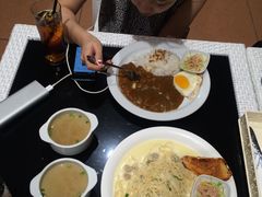 -Nadeje(Plaza Mahkota)