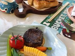 -水桶王国主题餐厅·聚会·生日派对·亲子活动·家庭套餐(亚龙湾希尔顿店)