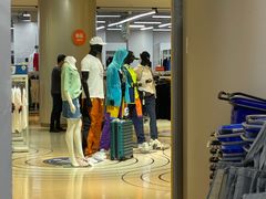 -BIGOFFS 超级折扣(仁恒伊势丹店)