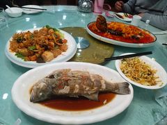 -六和聚传统烤鸭.天津菜(和平店)