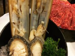 -鲜入围煮花胶鸡海鲜火锅