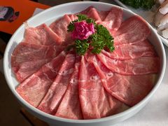 雪花牛舌-煲宫猪肚鸡(晶品店)