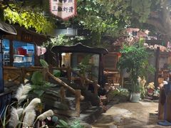 -城墙拐拐火锅(三峡广场黑金冠店)