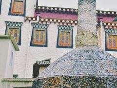 -噶丹松赞林寺