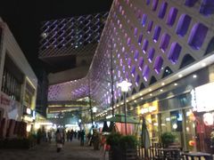 -杭州滨江宝龙城